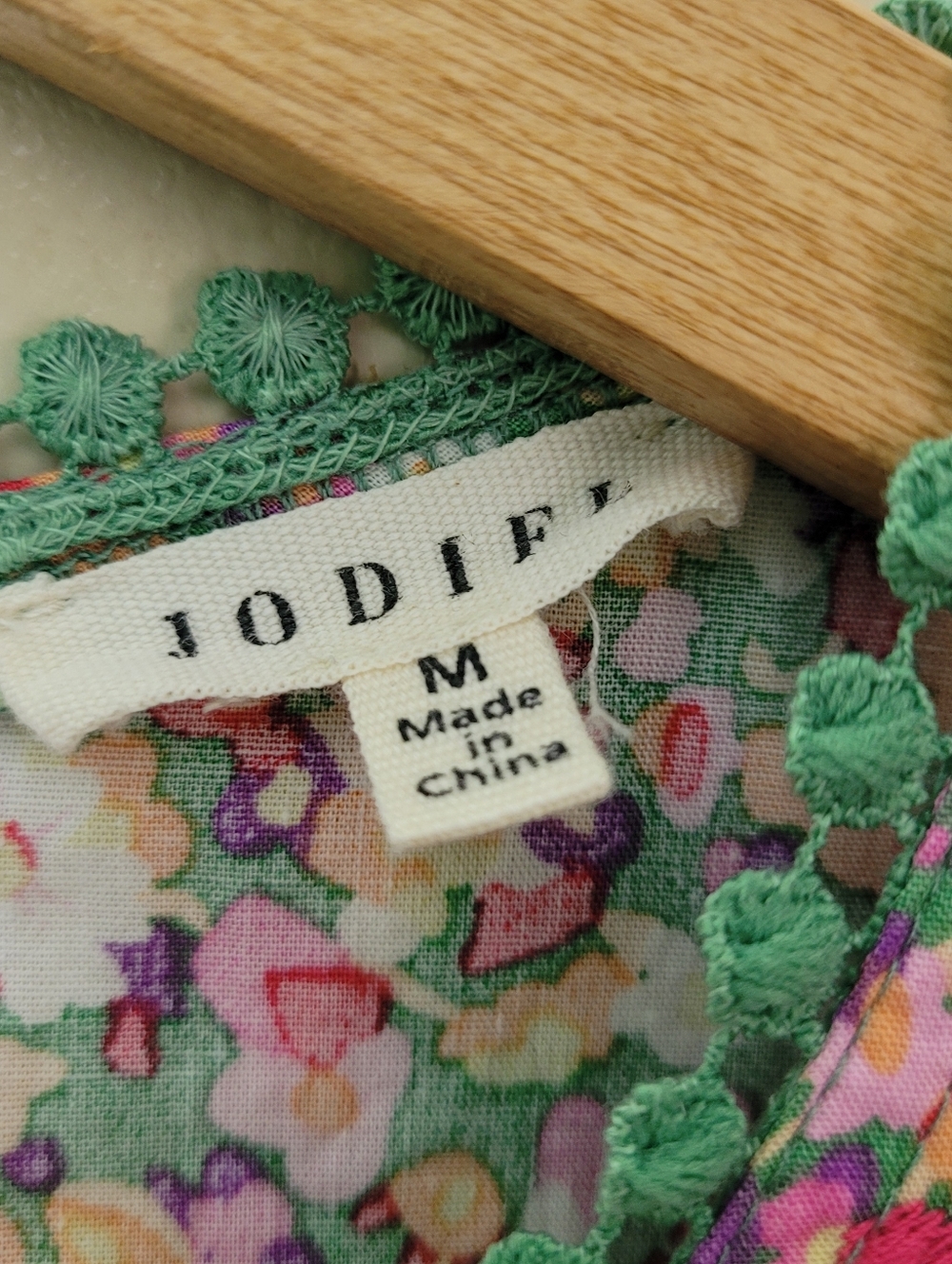Jodifl Ditsy Floral Tank Top Size M - Picture 9 of 12